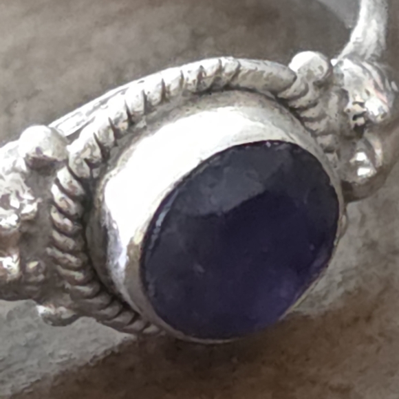 VINTAGE STERLING SILVER SAPPHIRE LADIES RING 2.38 Grams Size 7 - Picture 6 of 7